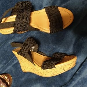 Size 8 wedges